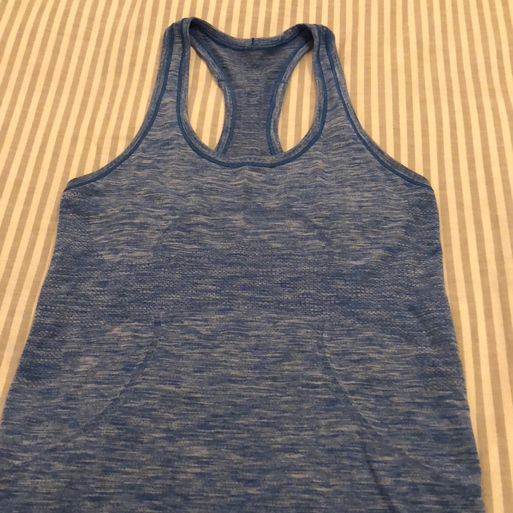 Lululemon tank